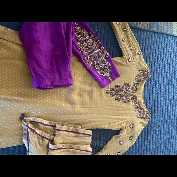 Hand embroidered 3 pc mehndi Pakistani Indian suit - Picture 1 of 7
